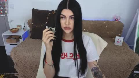 Monika online show from September 2025 07:40:02 AM