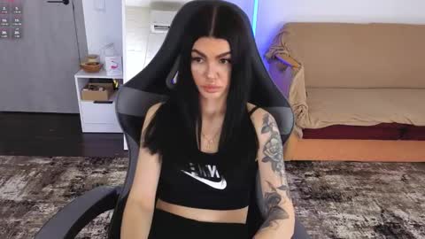 Monika online show from March 2026 07:19:02 AM