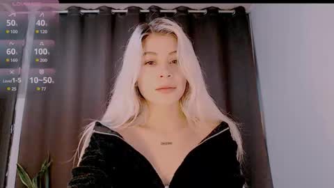 luckysapphire777 online show from September 2025 11:26:01 AM