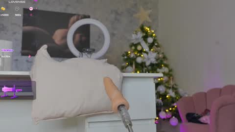 Snapshot of luckystrikee_ chatting on December 2024 08:15:01 PM Alice online show from December 2024 08:15:01 PM