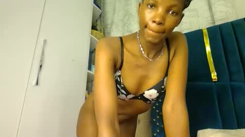 brielle online show from November 2025 07:12:01 PM