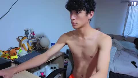 Lu Independent Model online show from January 2026 10:26:01 PM