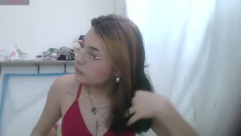 Snapshot of lucrecia21_ chatting on January 2025 04:31:02 PM Lucrecia... new accout...OFS LU 21 online show from January 2025 04:31:02 PM