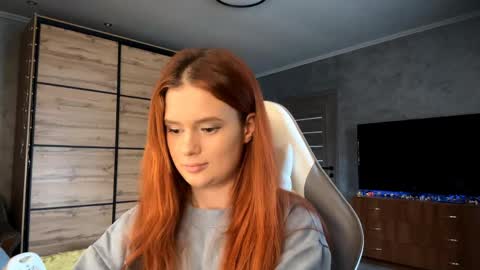 EmmaEmbers online show from April 2026 02:07:02 PM