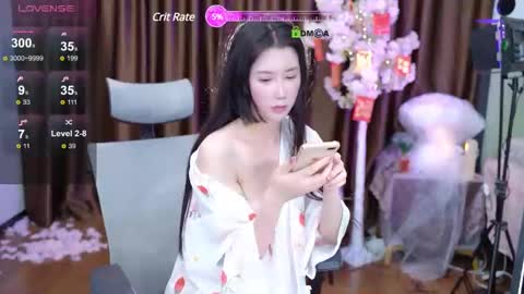 Lucy online show from January 2025 04:27:01 AM