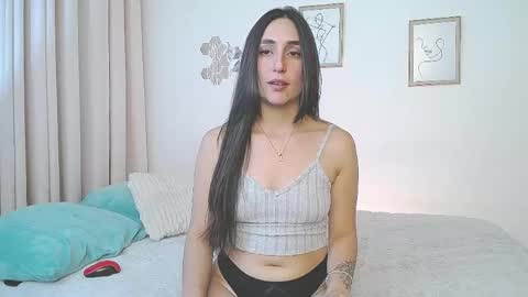 Lucia online show from April 2026 01:42:02 AM