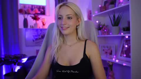 Snapshot of lucy_cutie_ chatting on July 2026 06:07:02 PM Cutie Lucy online show from July 2026 06:07:02 PM