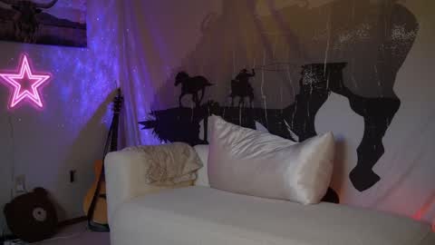 Lucy. online show from March 2025 12:18:01 AM