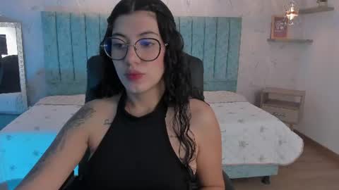 Snapshot of lucy_greys_ chatting on August 2026 11:34:01 AM Lucy Greys online show from August 2026 11:34:01 AM