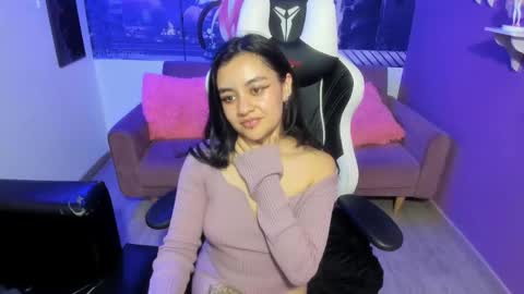 lucy_harris_ online show from February 2025 11:24:01 PM