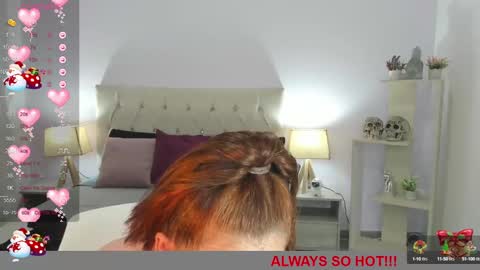 Snapshot of lucy_hot77 chatting on December 2024 01:13:01 AM Lucia online show from December 2024 01:13:01 AM