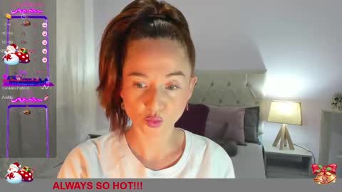 Snapshot of lucy_hot77 chatting on December 2024 05:44:01 PM Lucia online show from December 2024 05:44:01 PM