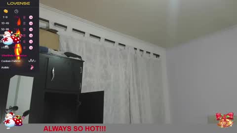 Snapshot of lucy_hot77 chatting on January 2025 03:16:02 AM Lucia online show from January 2025 03:16:02 AM