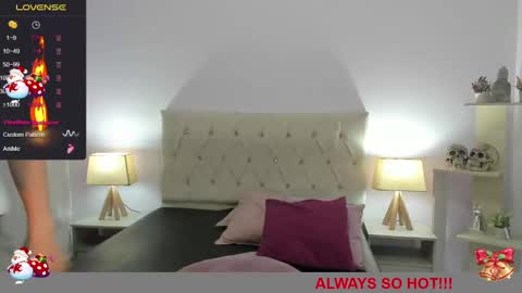 Snapshot of lucy_hot77 chatting on January 2025 09:15:02 PM Lucia online show from January 2025 09:15:02 PM