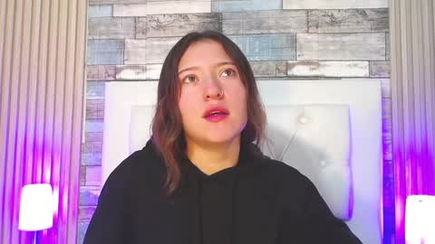 lucy_hs online show from February 2025 04:58:02 AM