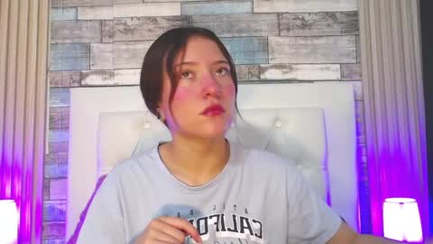 lucy_hs online show from February 2025 03:06:02 AM