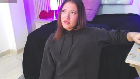 lucy_hs online show from February 2025 07:12:02 AM
