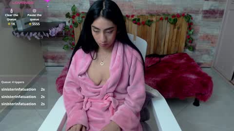 Snapshot of lucy_joi chatting on December 2024 06:45:02 AM Luciana online show from December 2024 06:45:02 AM