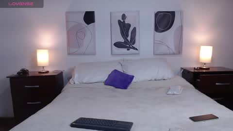 Snapshot of lucy_joi chatting on January 2025 05:13:01 AM Luciana online show from January 2025 05:13:01 AM