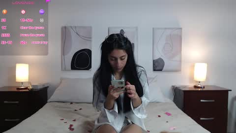 Snapshot of lucy_joi chatting on February 2025 05:48:01 AM Luciana online show from February 2025 05:48:01 AM