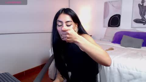 Snapshot of lucy_joi chatting on March 2025 12:50:02 AM Luciana online show from March 2025 12:50:02 AM