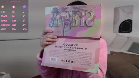 Snapshot of lucy_joi chatting on March 2025 03:01:01 AM Luciana online show from March 2025 03:01:01 AM