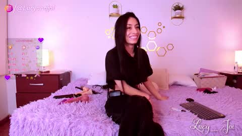 Snapshot of lucy_joi chatting on October 2025 02:56:01 AM Luciana online show from October 2025 02:56:01 AM
