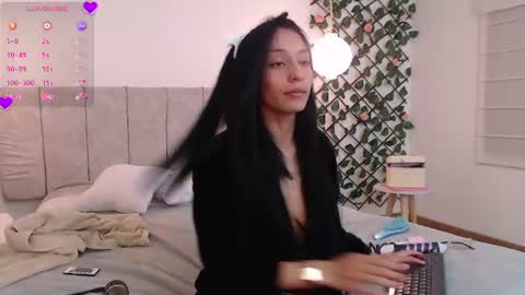 Snapshot of lucy_joi chatting on July 2026 06:06:02 AM Luciana online show from July 2026 06:06:02 AM