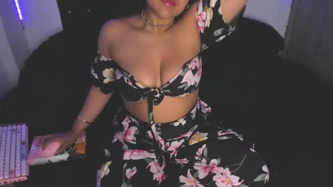 Lucy online show from February 2025 10:37:01 PM