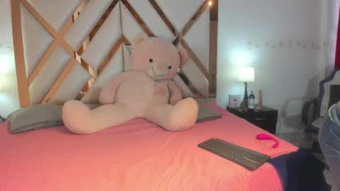  SleepyAbuela online show from December 2025 02:03:01 PM