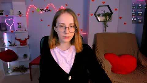 lucy online show from April 2026 09:18:01 AM