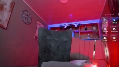 Lucy  online show from October 2025 11:50:02 AM