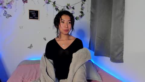 Lucy online show from January 2025 03:54:01 AM