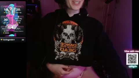 Snapshot of lucylascivious chatting on May 2026 02:50:02 AM lucylascivious online show from May 2026 02:50:02 AM
