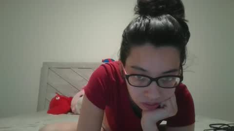 lucylitt25 online show from March 2026 02:43:01 PM