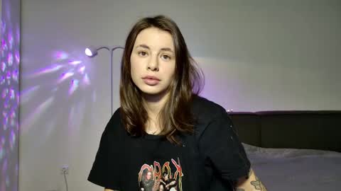 Lucy online show from December 2025 01:16:02 PM