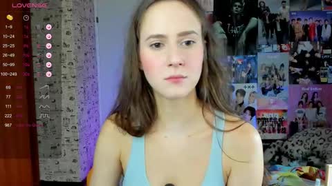 Snapshot of lucyrose33 chatting on September 2025 05:06:02 AM Lucy Rose online show from September 2025 05:06:02 AM