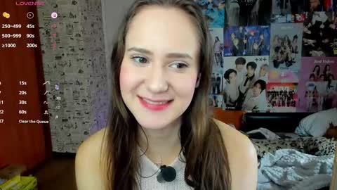 Snapshot of lucyrose33 chatting on September 2025 05:19:02 AM Lucy Rose online show from September 2025 05:19:02 AM