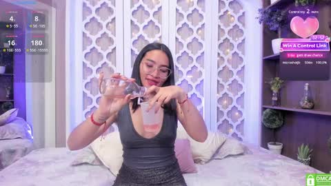 Lucy Liiu online show from January 2025 11:40:01 PM