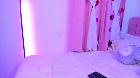 LUCYY FROM HOME  online show from October 2025 02:42:02 AM