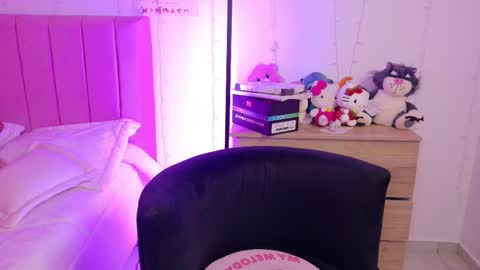 LUCYY FROM HOME  online show from October 2025 01:50:02 AM