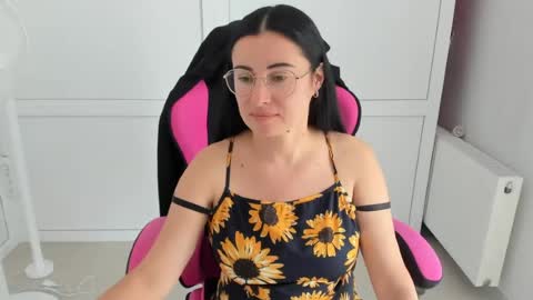 Snapshot of lucyycharm chatting on July 2026 12:41:01 PM Lucy online show from July 2026 12:41:01 PM