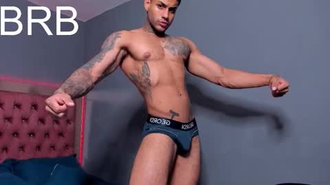 Luigi Vitale online show from October 2025 12:21:02 AM