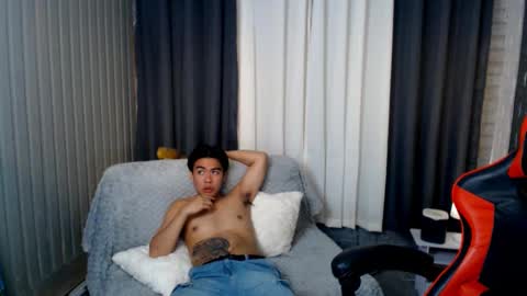 luigi_moreno online show from March 2025 06:34:01 PM