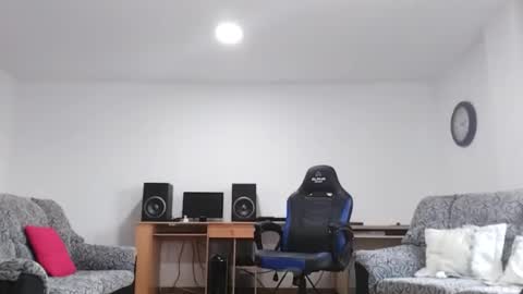 Luigi online show from October 2025 02:13:02 PM