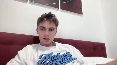 Luis online show from October 2025 11:43:01 AM