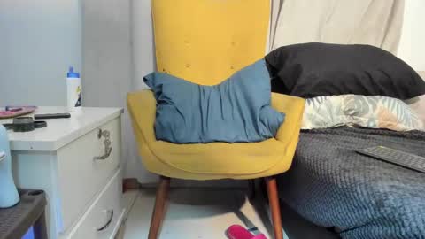 Snapshot of luis_as chatting on February 2025 02:02:01 PM Luis AS online show from February 2025 02:02:01 PM