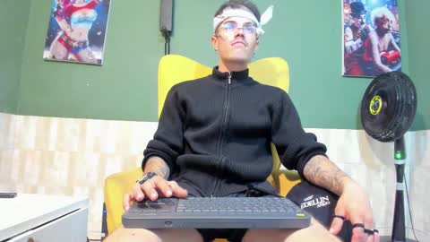 Snapshot of luis_as chatting on March 2025 01:31:02 AM Luis AS online show from March 2025 01:31:02 AM