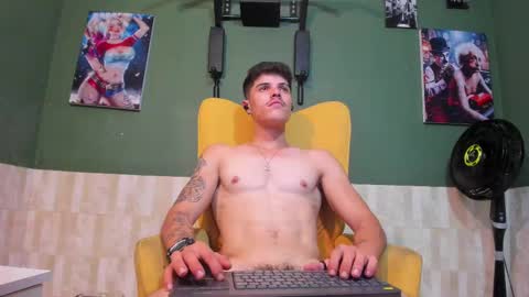 Snapshot of luis_as chatting on March 2025 08:33:02 AM Luis AS online show from March 2025 08:33:02 AM