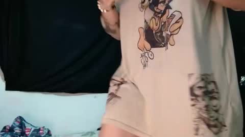 Snapshot of luis_as chatting on October 2025 02:12:01 AM Luis AS online show from October 2025 02:12:01 AM